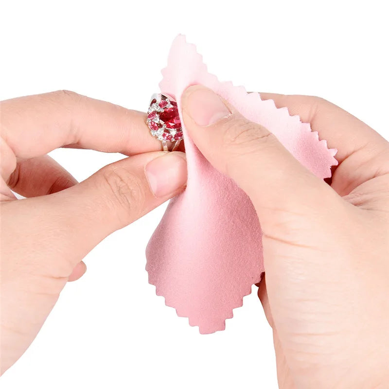 Fashion50 PCS Silver Polishing Cloth Cleaner Jewelry Cleaning Cloth Anti-Tarnish Tool Hot Sale