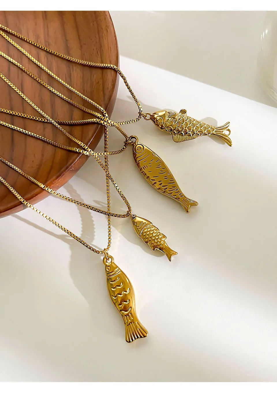 Peri'sbox Trendy 4 Designs Stainless Steel 18K Gold Plated Fish Pendant Necklace for Women Waterproof Beach Party Jewelry Summer