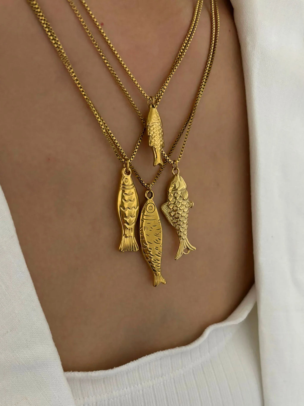Peri'sbox Trendy 4 Designs Stainless Steel 18K Gold Plated Fish Pendant Necklace for Women Waterproof Beach Party Jewelry Summer