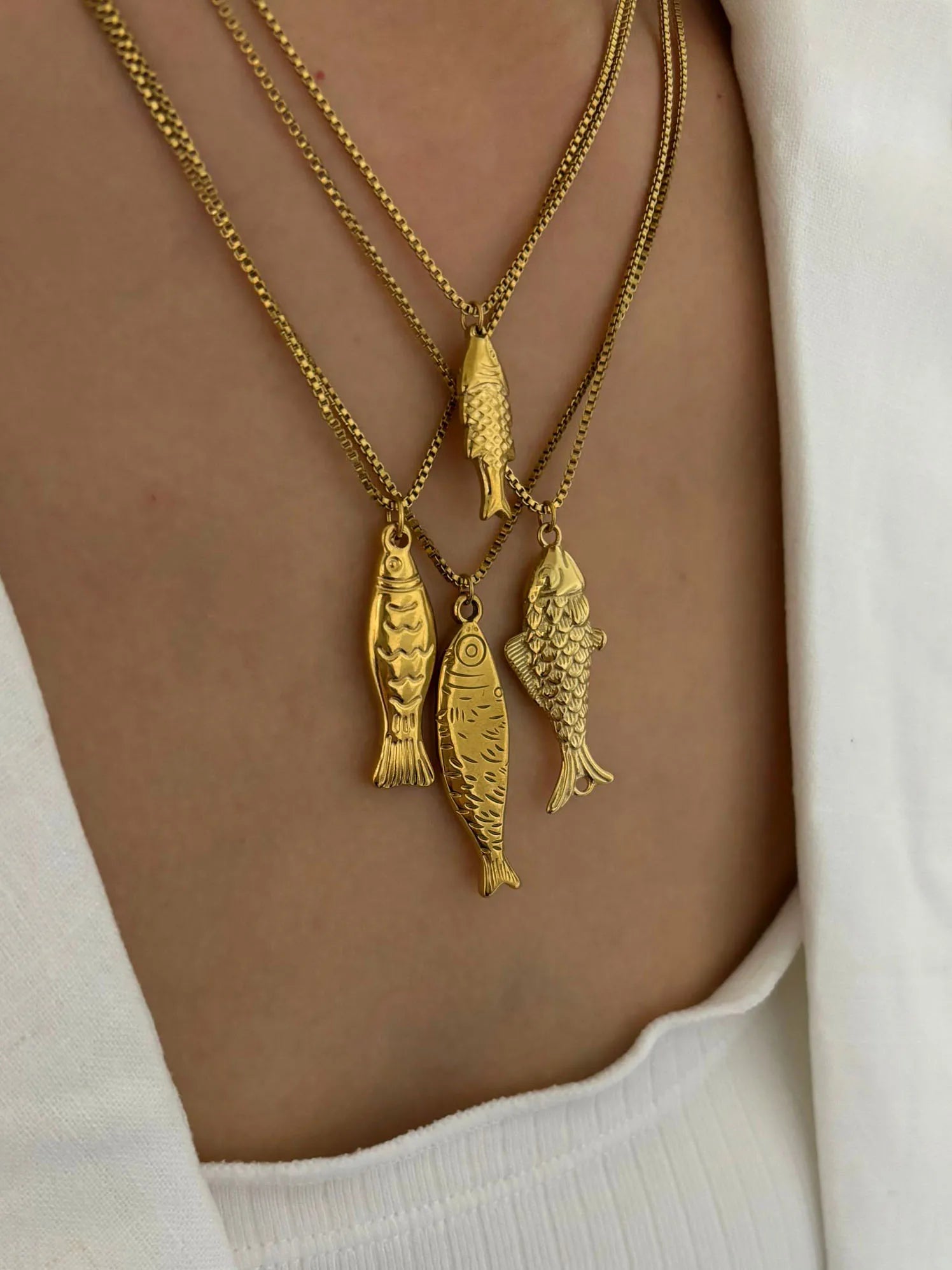 Peri'sbox Trendy 4 Designs Stainless Steel 18K Gold Plated Fish Pendant Necklace for Women Waterproof Beach Party Jewelry Summer