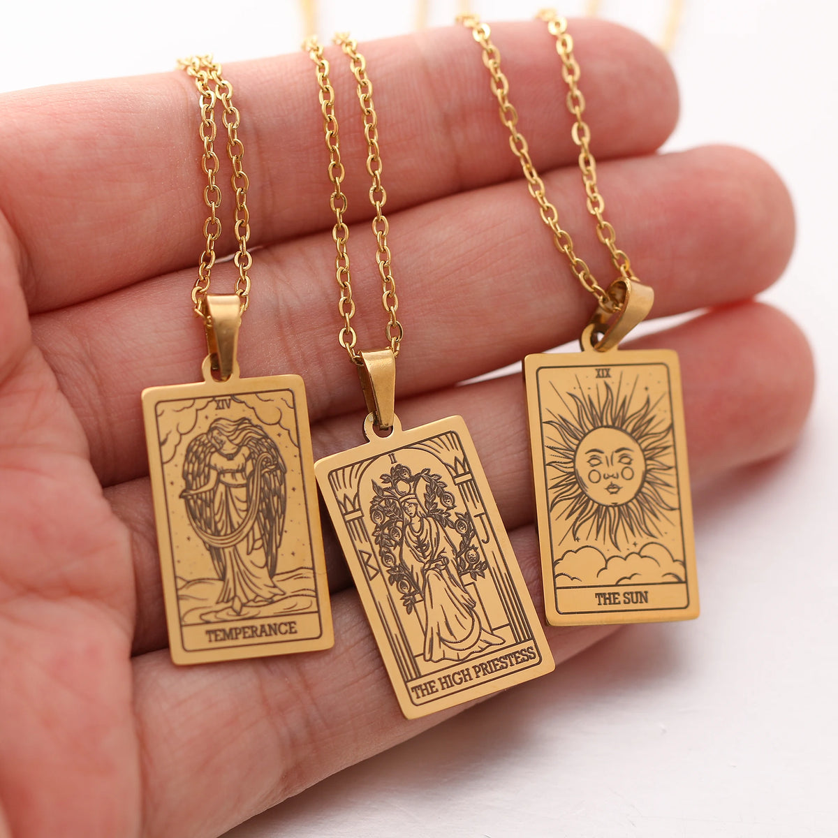 Tarot Card Necklace Stainless Steel Amulet Lucky Tarot Jewelry Women Choker Magician/Star/Moon/Sun Pendants Necklaces Wholesale