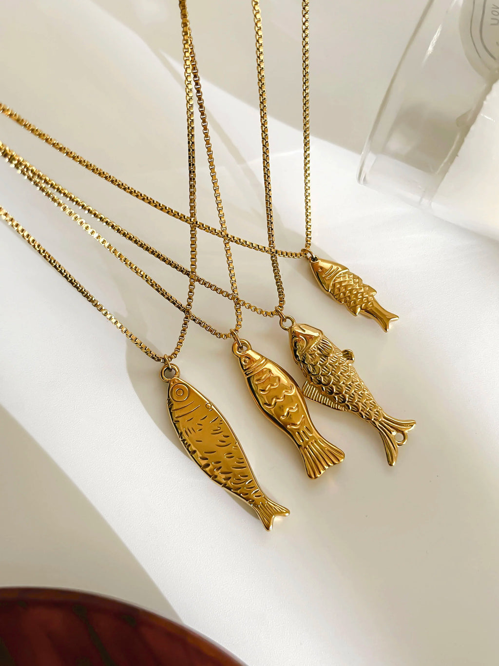Peri'sbox Trendy 4 Designs Stainless Steel 18K Gold Plated Fish Pendant Necklace for Women Waterproof Beach Party Jewelry Summer