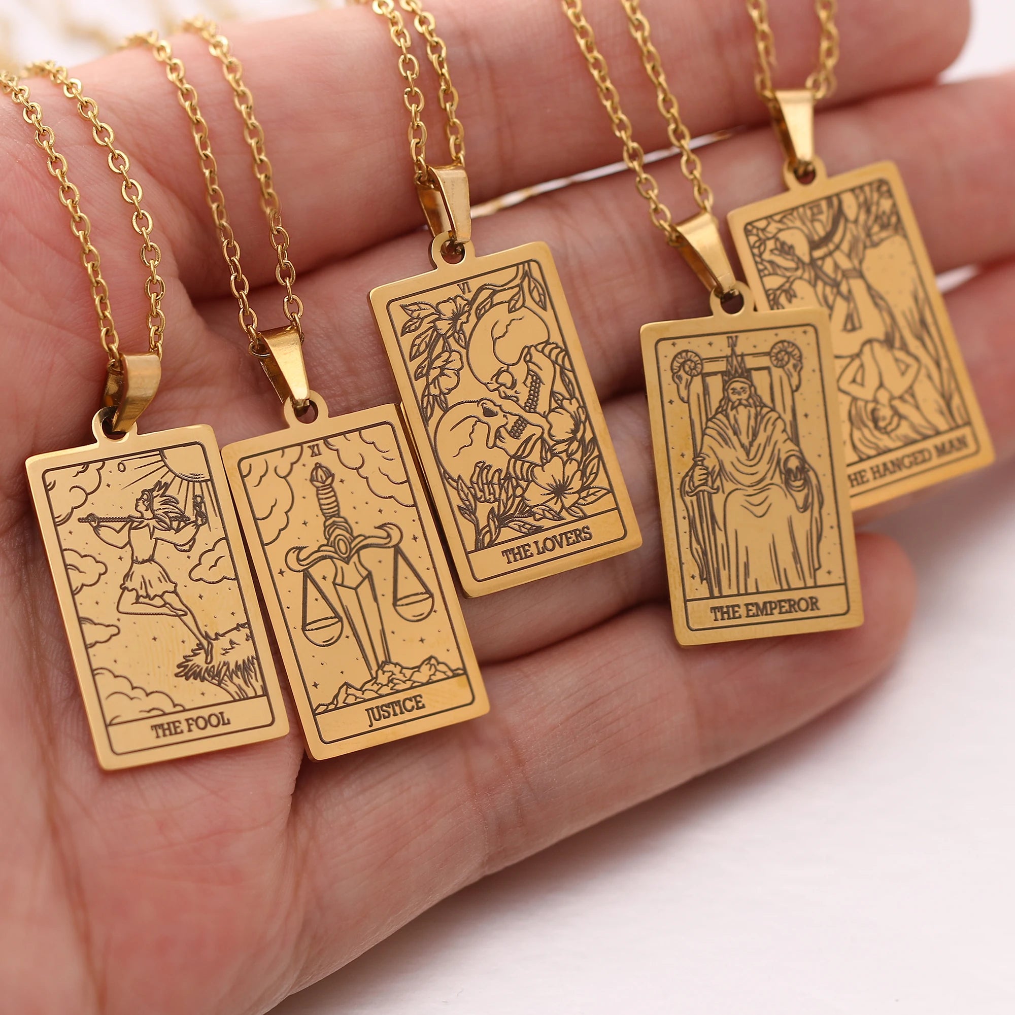 Tarot Card Necklace Stainless Steel Amulet Lucky Tarot Jewelry Women Choker Magician/Star/Moon/Sun Pendants Necklaces Wholesale