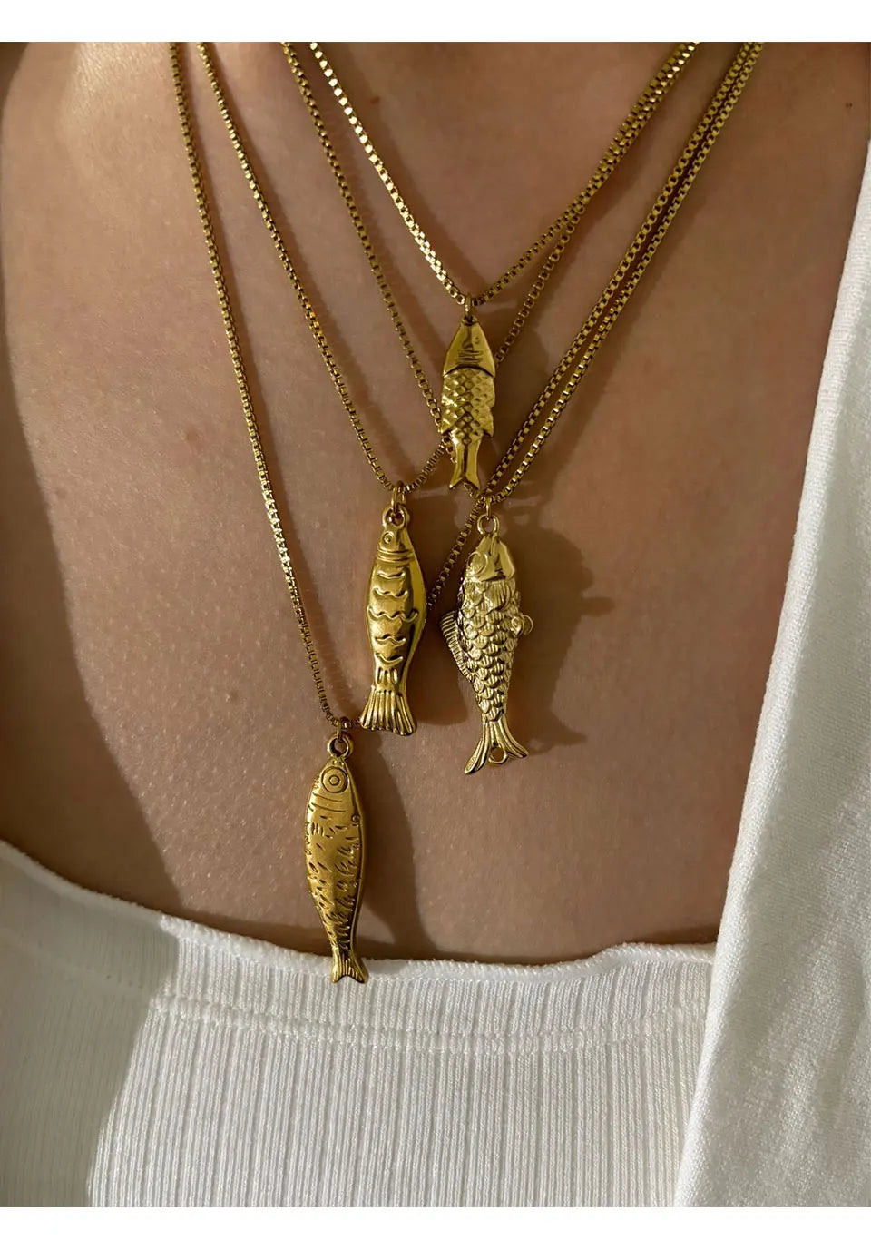 Peri'sbox Trendy 4 Designs Stainless Steel 18K Gold Plated Fish Pendant Necklace for Women Waterproof Beach Party Jewelry Summer