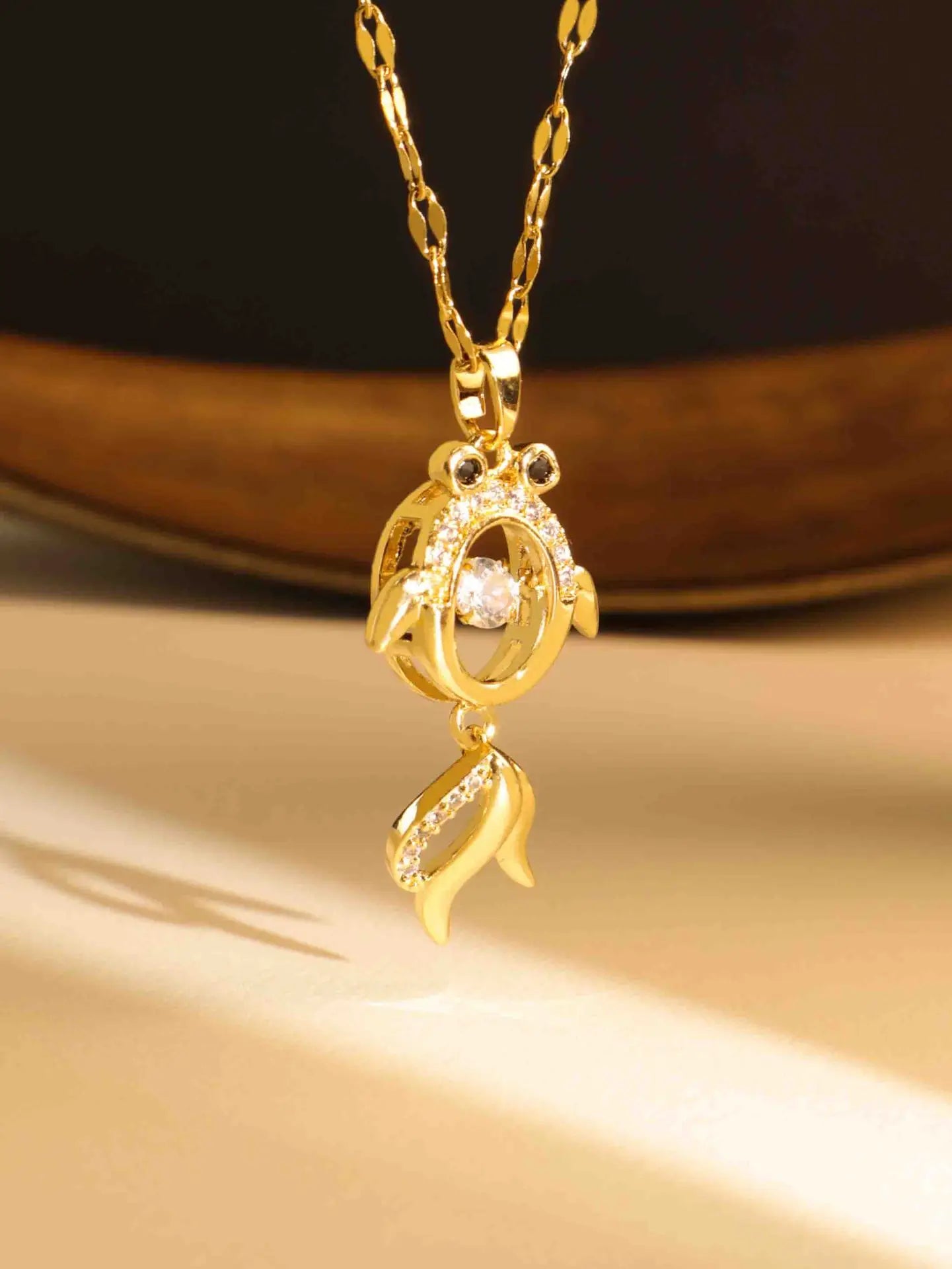Women Heart Pendant Necklace Non-Fading Titanium Steel Zircon Necklace Stylish High-End Jewelry Accessory